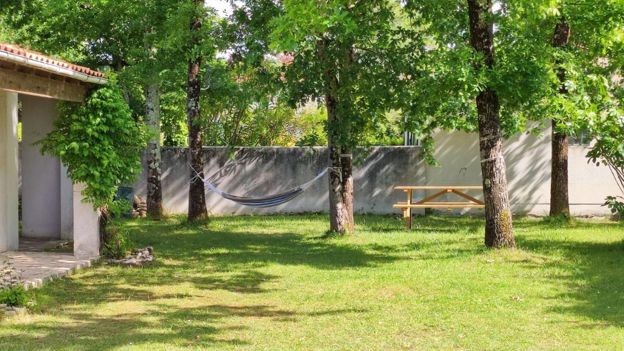 Maison A 8 Min A Pied De La Plage Avec Jardin Clos Et Ombrage แซ็งต์-จอร์จส์-โดเลรง ภายนอก รูปภาพ